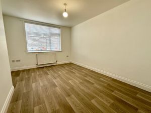 Living Room- click for photo gallery